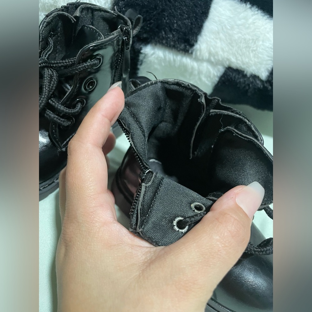Comfy Kids Black Lace-Up Boots - Picture 6 of 10